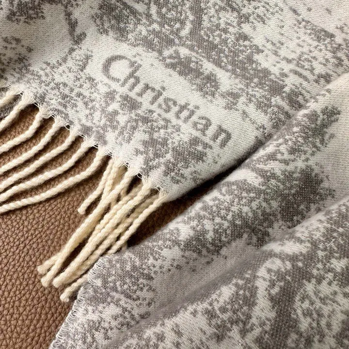 スーパーコピー ディオール マフラー