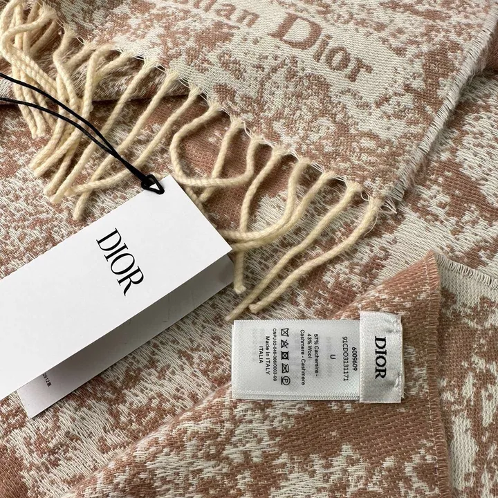 スーパーコピー ディオール マフラー