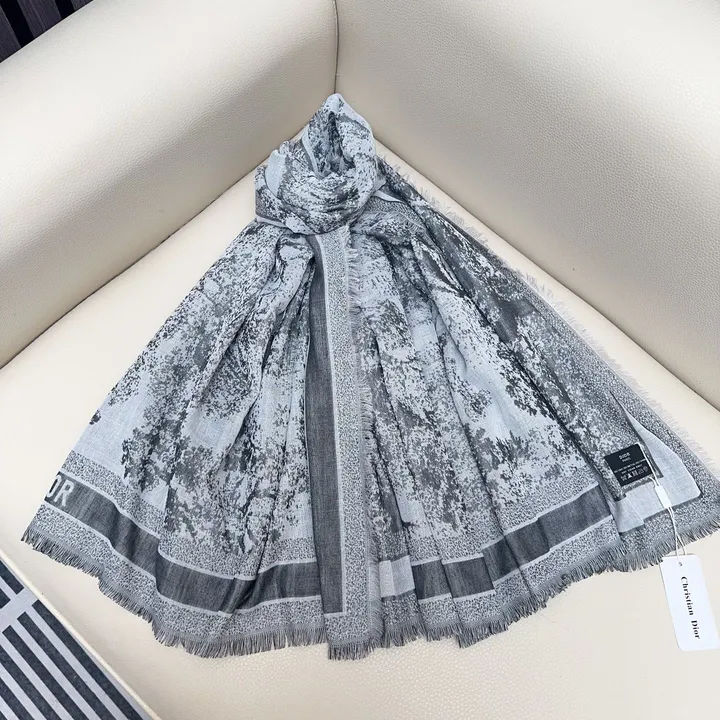 スーパーコピー ディオール マフラー