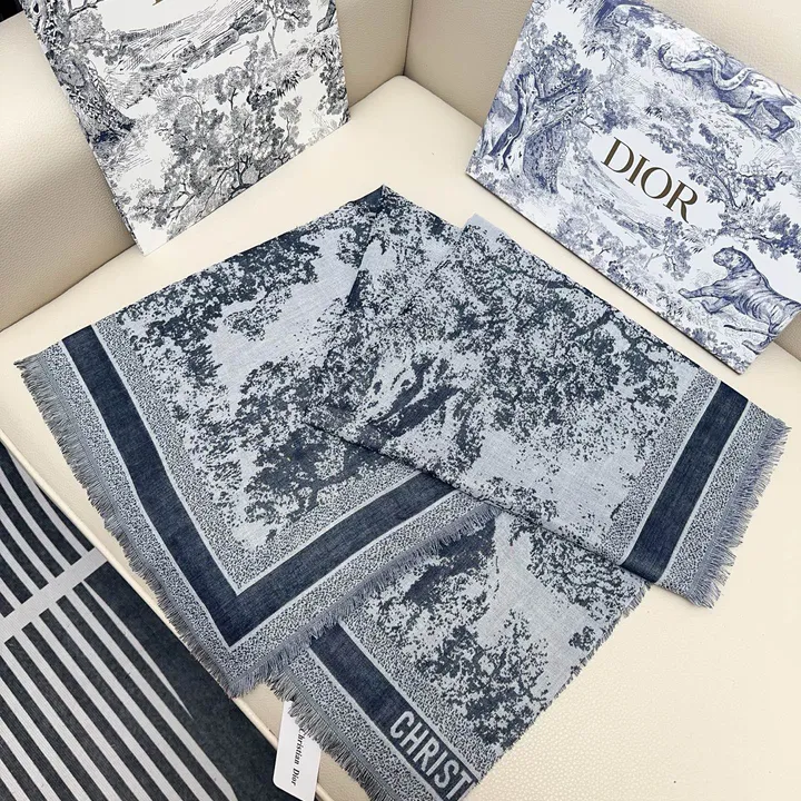 スーパーコピー ディオール マフラー