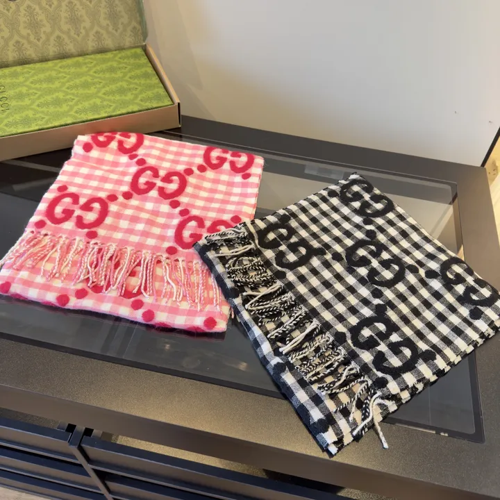 スーパーコピー グッチ マフラー