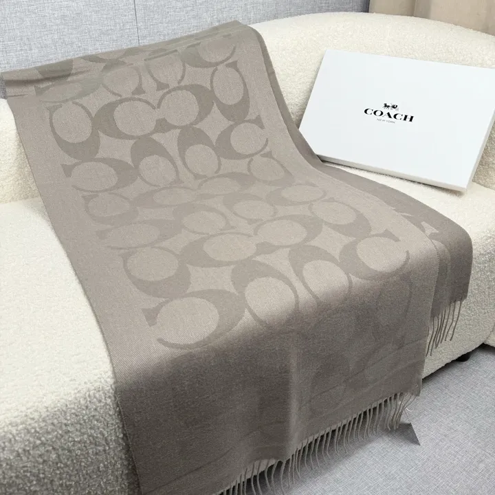 スーパーコピー コーチ マフラー