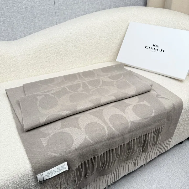 スーパーコピー コーチ マフラー