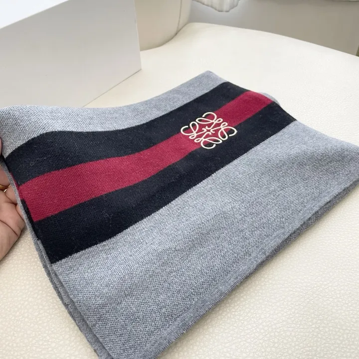 スーパーコピー ロエベ マフラー