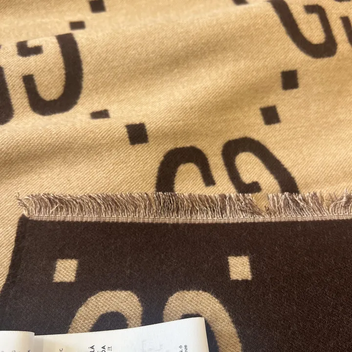 スーパーコピー グッチ マフラー