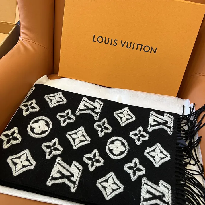 スーパーコピー ルイヴィトン マフラー