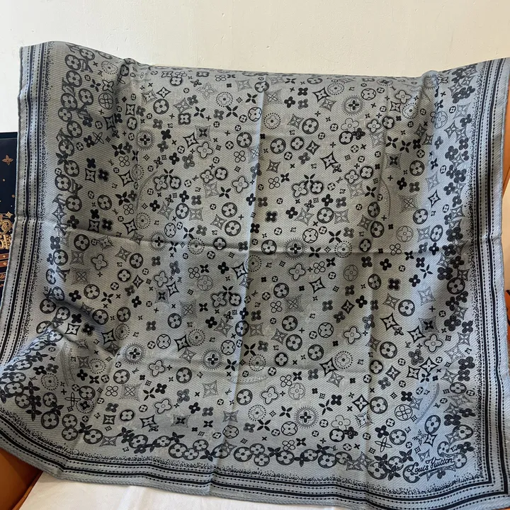 スーパーコピー ルイヴィトン マフラー