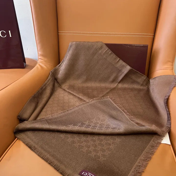 スーパーコピー グッチ マフラー