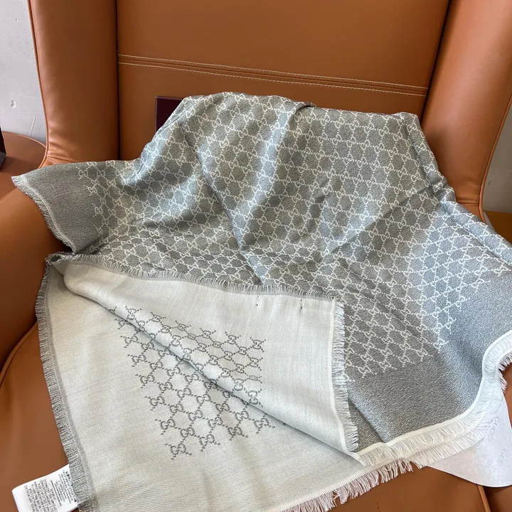 スーパーコピー グッチ マフラー