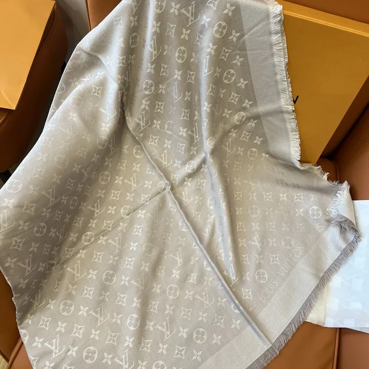 スーパーコピー ルイヴィトン マフラー