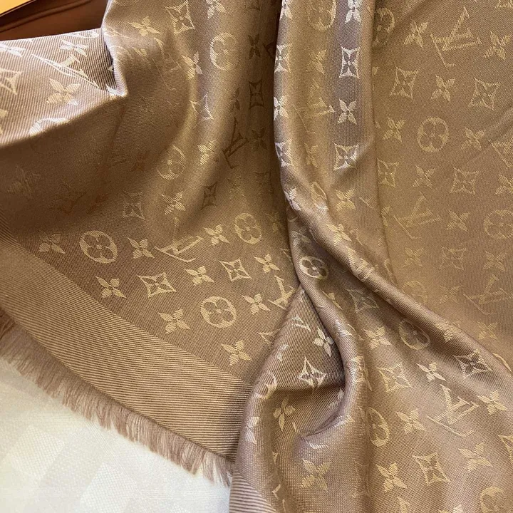 スーパーコピー ルイヴィトン マフラー