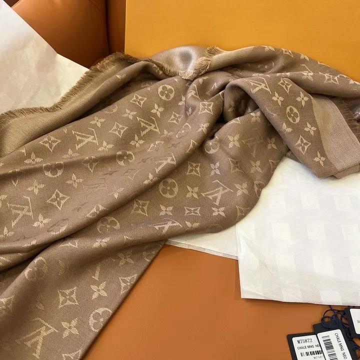 スーパーコピー ルイヴィトン マフラー