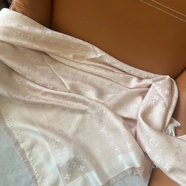 スーパーコピー ルイヴィトン マフラー