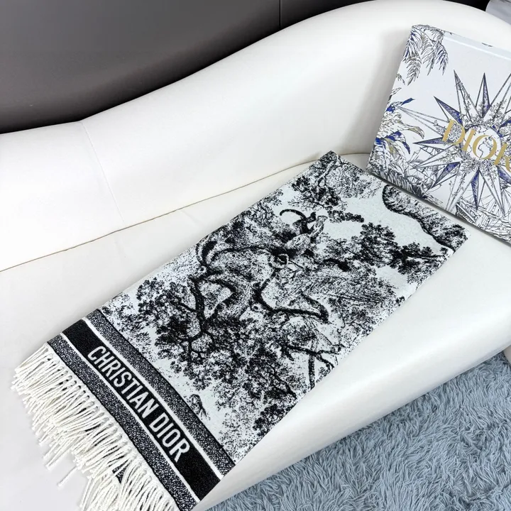 スーパーコピー ディオール マフラー