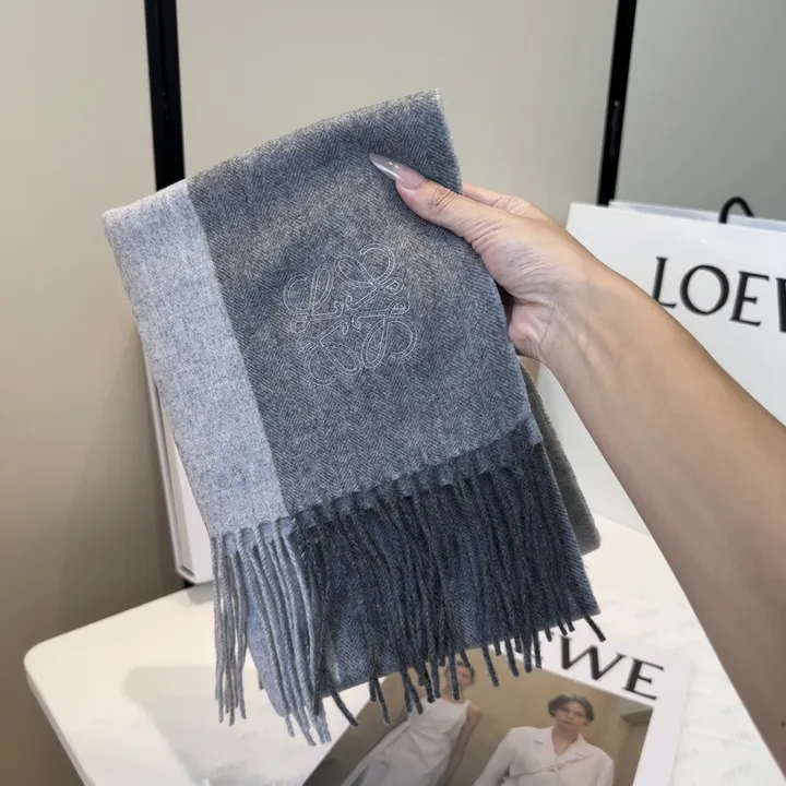 スーパーコピー ロエベ マフラー