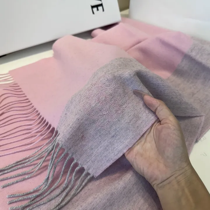 スーパーコピー ロエベ マフラー