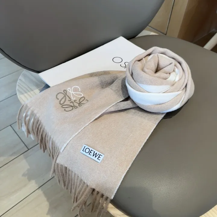 スーパーコピー ロエベ マフラー