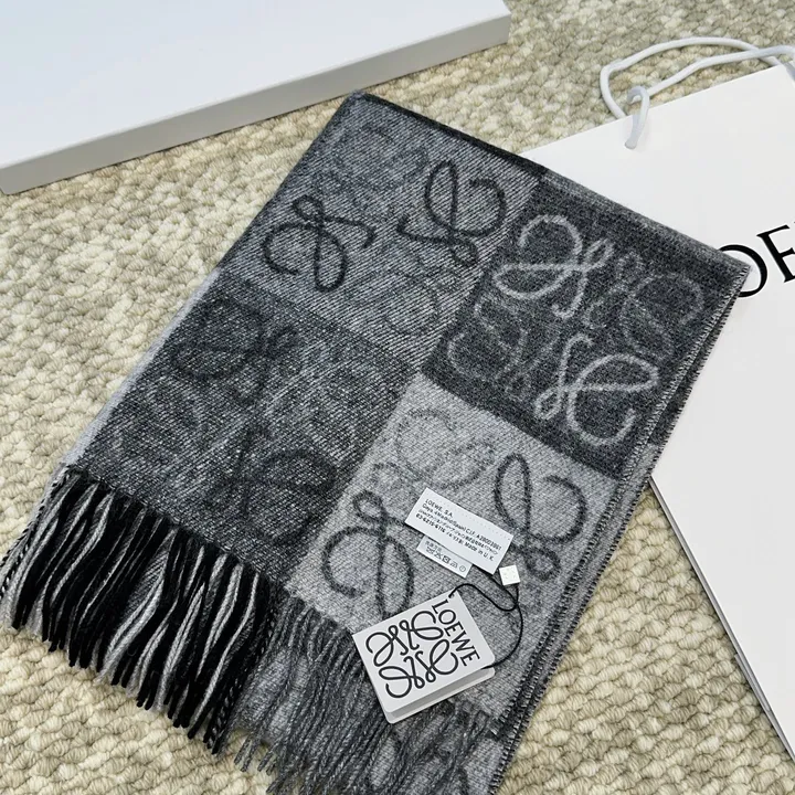 スーパーコピー ロエベ マフラー