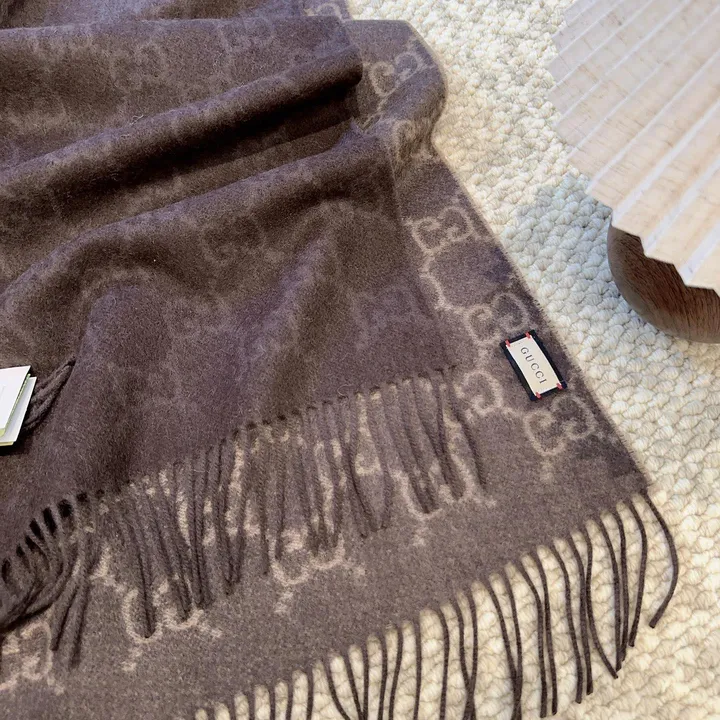 スーパーコピー グッチ マフラー