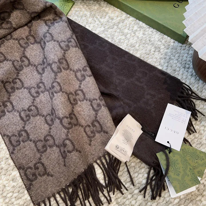 スーパーコピー グッチ マフラー