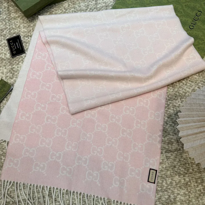 スーパーコピー グッチ マフラー