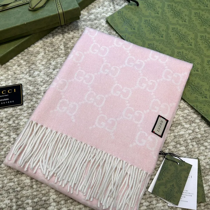 スーパーコピー グッチ マフラー