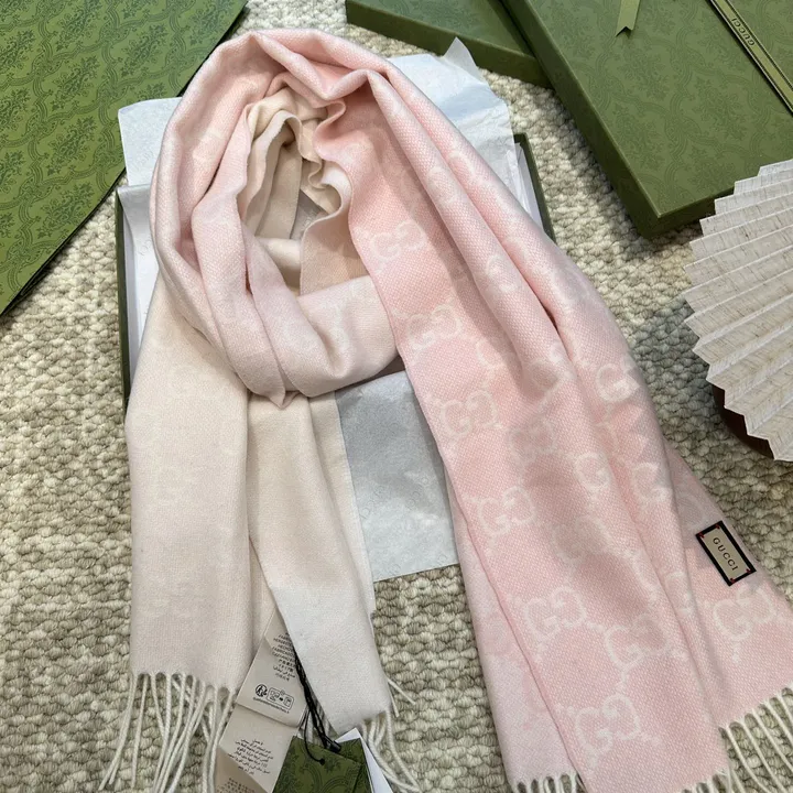 スーパーコピー グッチ マフラー