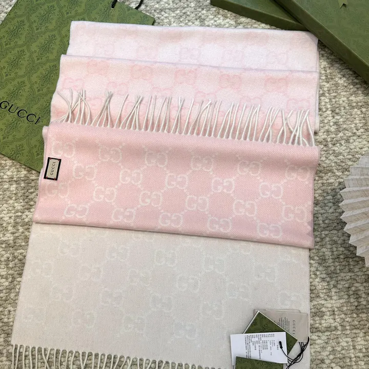 スーパーコピー グッチ マフラー