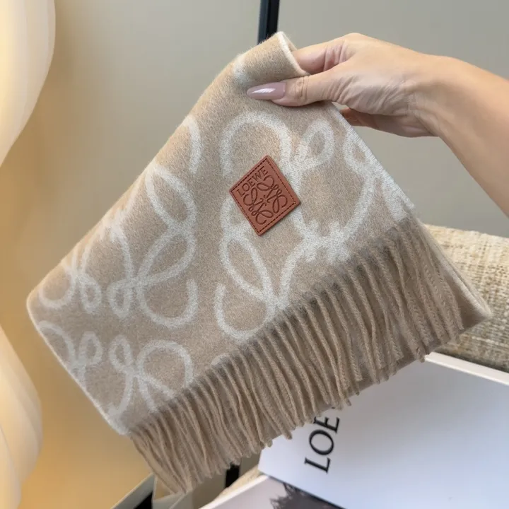 スーパーコピー ロエベ マフラー