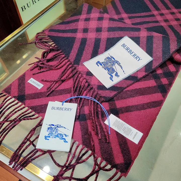 スーパーコピー バーバリー ス マフラー