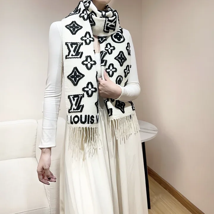 スーパーコピー ルイヴィトン マフラー