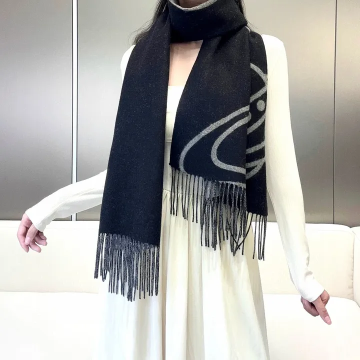 スーパーコピー ヴィヴィアン・ウエストウッド マフラー