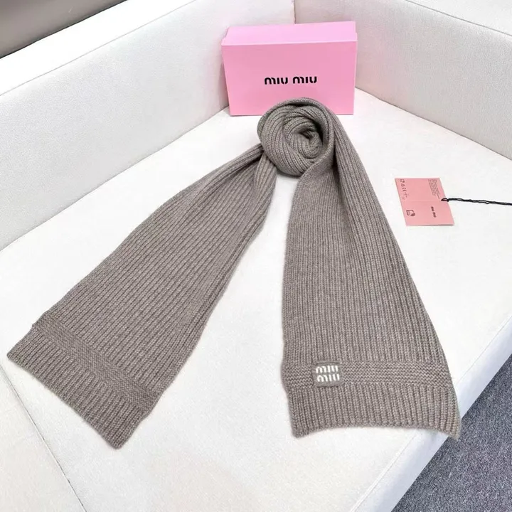 スーパーコピー フェンディ マフラー