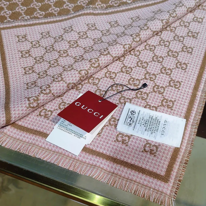 スーパーコピー グッチ マフラー