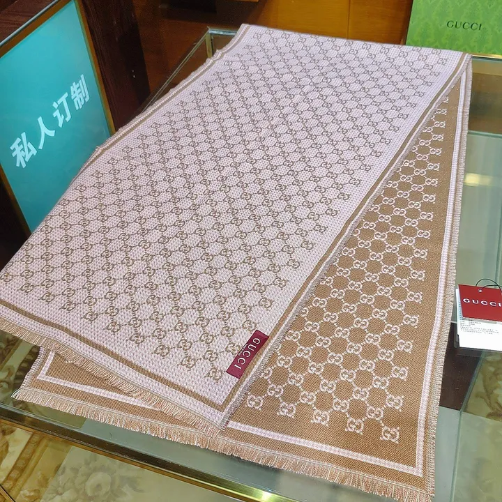 スーパーコピー グッチ マフラー