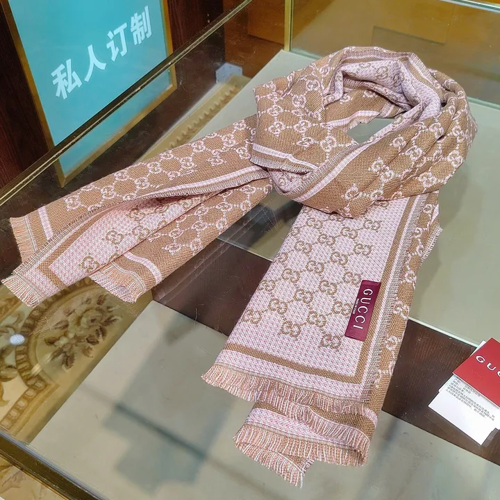 スーパーコピー グッチ マフラー