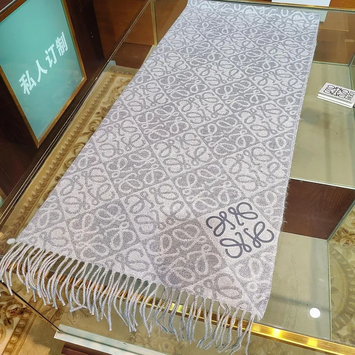 スーパーコピー ロエベ マフラー