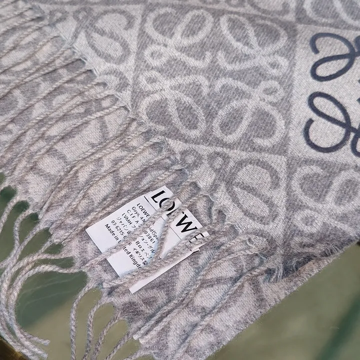 スーパーコピー ロエベ マフラー