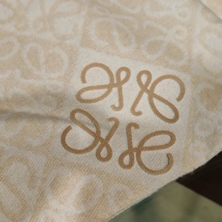 スーパーコピー ロエベ マフラー