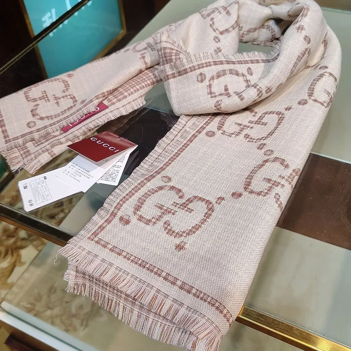 スーパーコピー グッチ マフラー