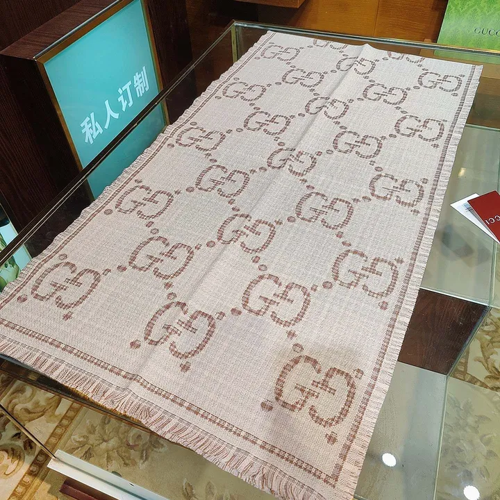 スーパーコピー グッチ マフラー