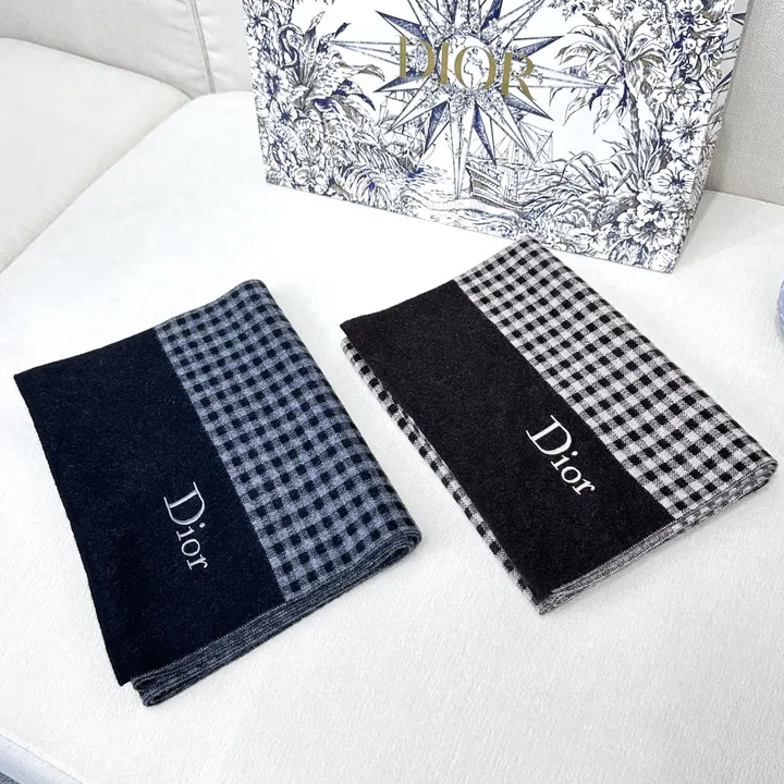 スーパーコピー ディオール マフラー