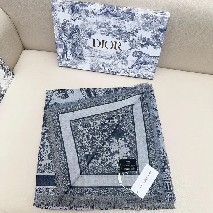 スーパーコピー ディオール マフラー