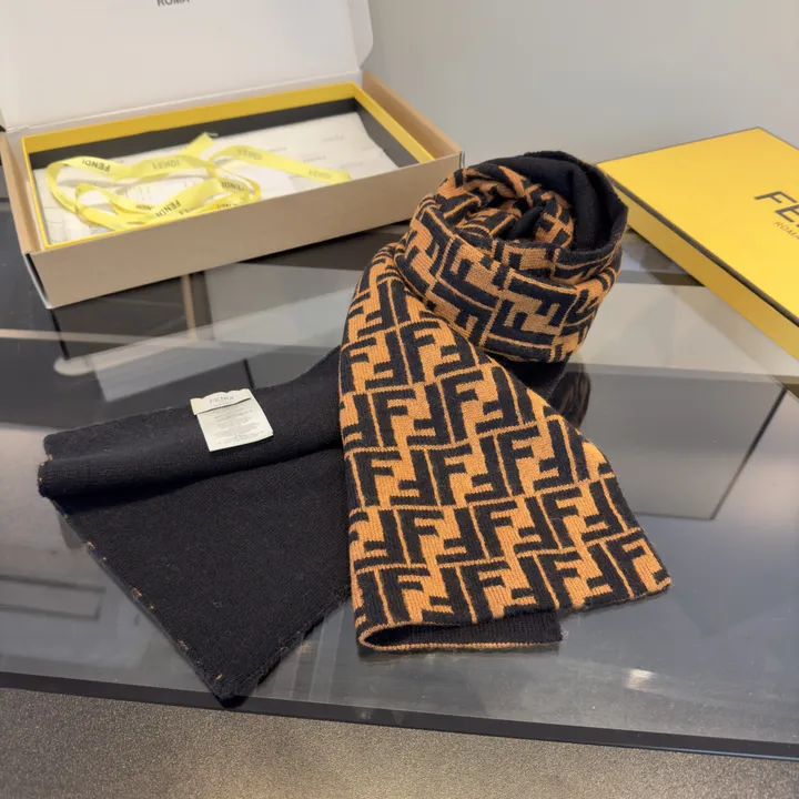 スーパーコピー フェンディ マフラー