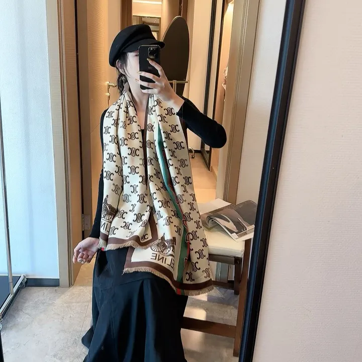 スーパーコピー ロエベ マフラー