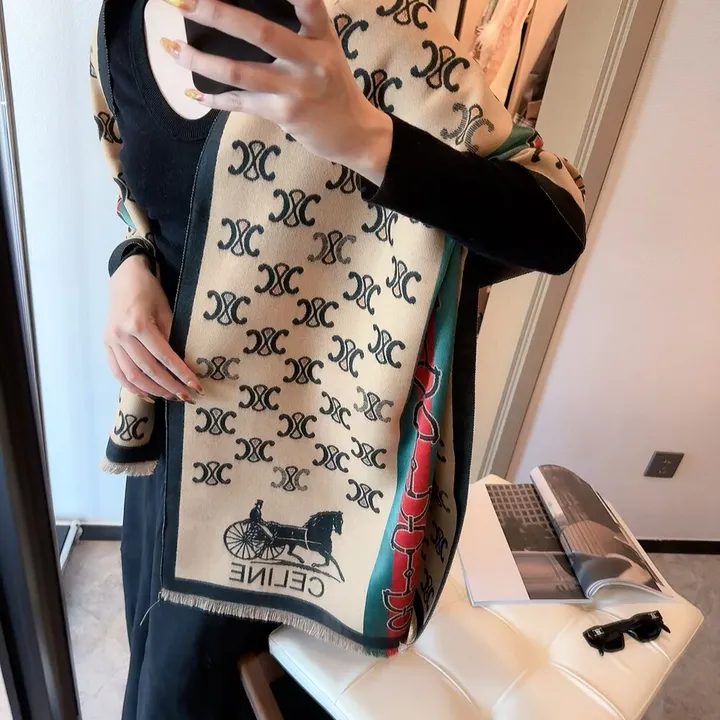 スーパーコピー ロエベ マフラー