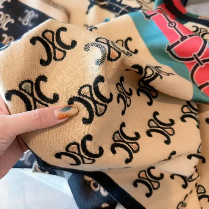 スーパーコピー ロエベ マフラー