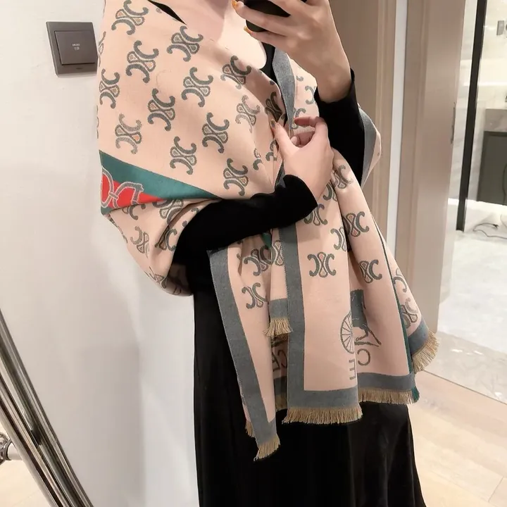 スーパーコピー ロエベ マフラー