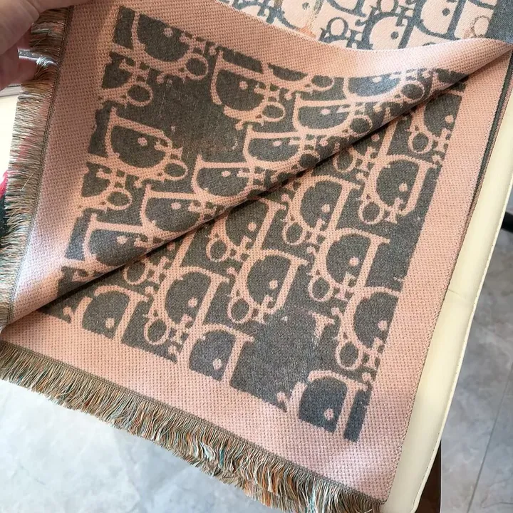 スーパーコピー ディオール マフラー