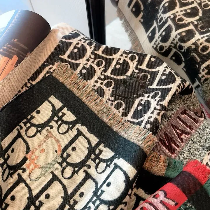 スーパーコピー ディオール マフラー